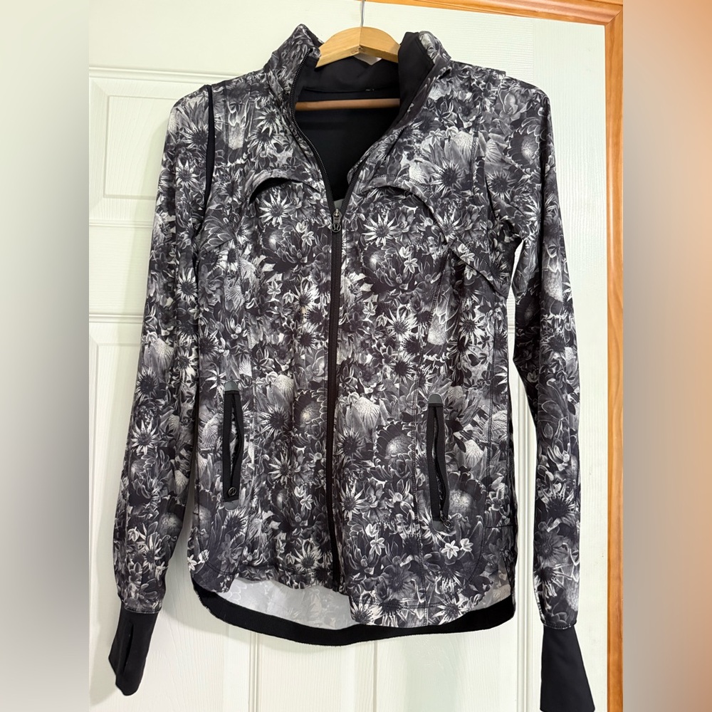 Lululemon Floral Black and Gray Women's Jacket